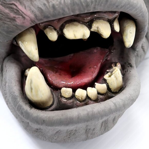 King Kong Latex Large Full Mask Trick or Treat Studios 8th Wonder of the World - Picture 3 of 12